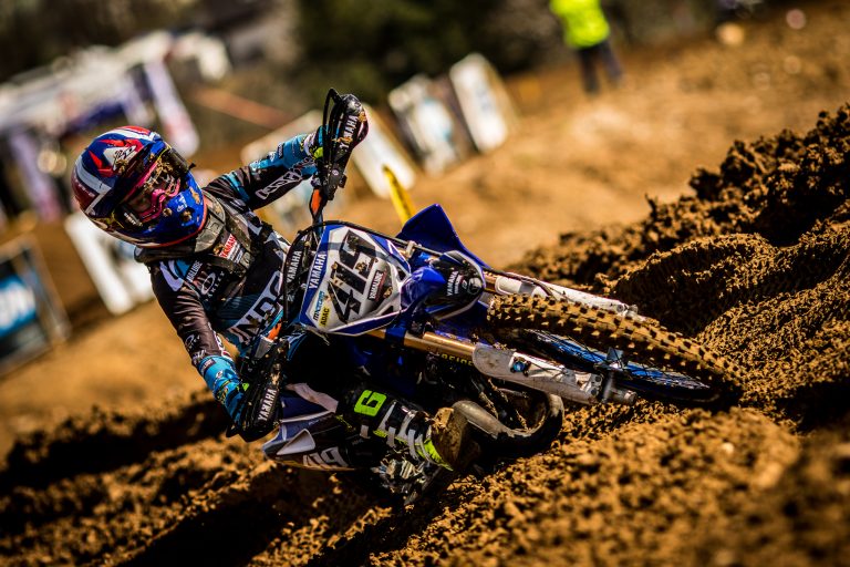Sacha Coenen – Runde 1 der Jugend-Motocross-Europameisterschaft unter schwierigen Bedingungen