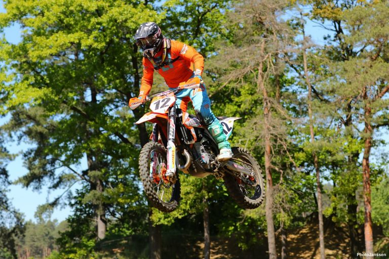 Max Nagl drehte seine Runden in Genk – Max Nagl zurück auf dem Bike