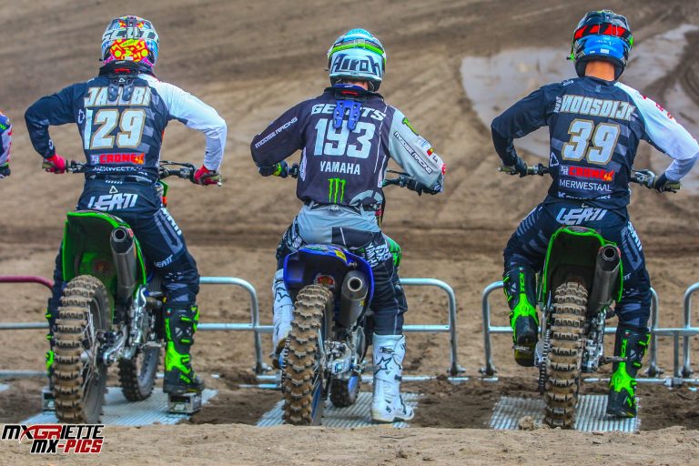 Henry Jacobi (bei den Dutch Masters mit #129) siegte in Oss – Runde 2 der Dutch Masters of Motocross in Axel
