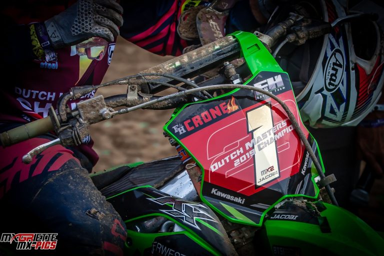"Meister-Plate" – Henry Jacobi - Der Meister der Dutch Masters of Motocross 250 ccm 2019