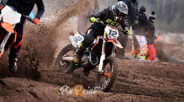 Max beim Training in Grevenbroich – "Ich fahre am 21. und 22. Februar mein erstes Rennen und zwar in Kuwait." - Interview
