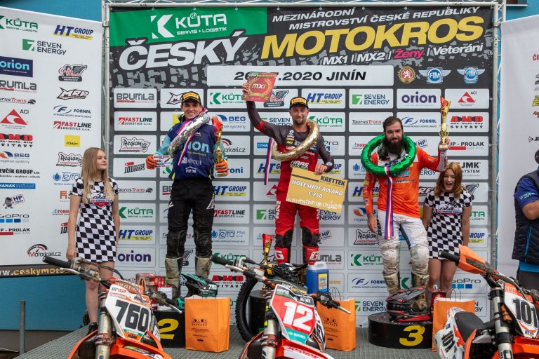 Podium der MX1 in Jinín – Krettek Botschafter Max Nagl – international erfolgreich