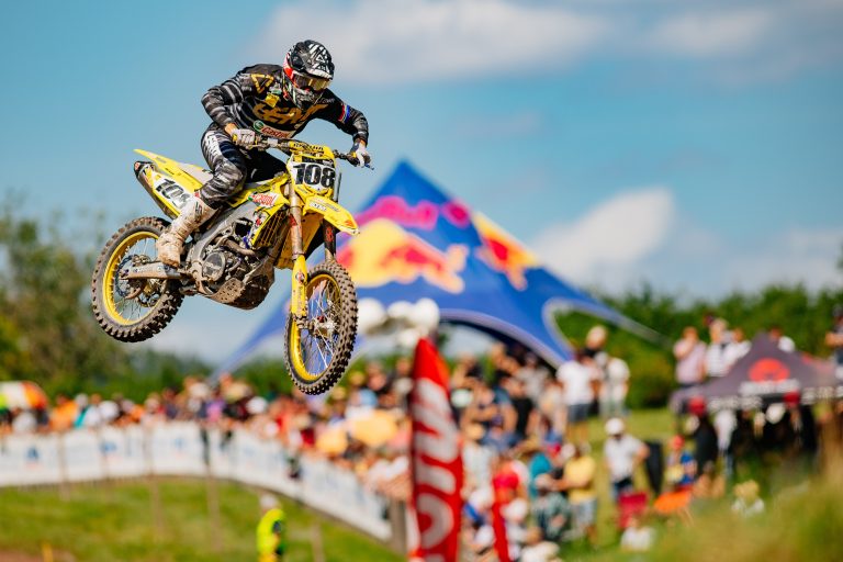 Stefan Ekerold auf der Suzuki ist einer der deutschen Hoffnungsträger auf Top-Platzierungen - hier letzte Saison in Gaildorf