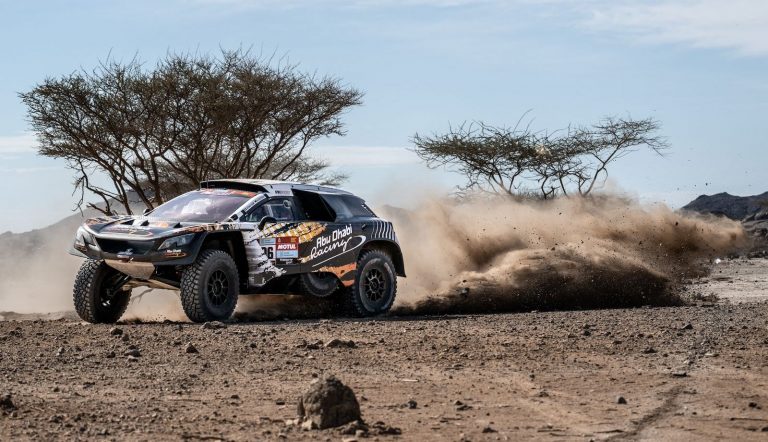 Dirk von Zitzewitz und Scheich Khalid Al-Qassimi – Tägliche „Inside Dakar“-Vlogs mit Dirk von Zitzewitz