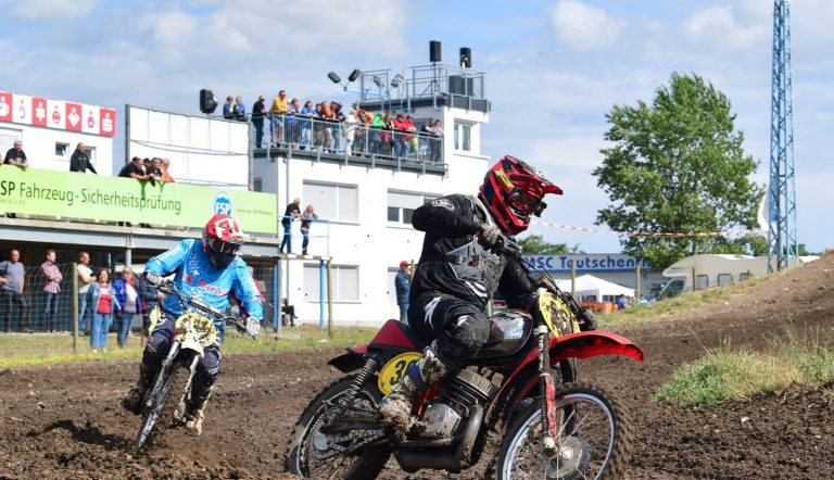Links: Hans "Hennes" Breitel - Sieger Classic ü66 – Teutschenthal - Auch Talkessel Classics begeisterte