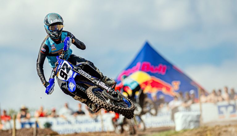 Valentin Guillod unterbricht die Siegesserie von Max Nagl beim ADAC MX Masters in Gaildorf