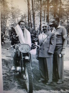 09431fb6-4cfc-463d-ac03-6e05d1129254