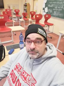 2b8e0406-13d6-408e-bc41-47e0f8686bc1