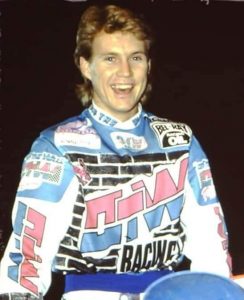 67596205_2390552320998943_326033711923462144_n