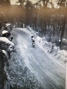 b2f12b39-3d16-4af6-8ead-2ca7814b3518