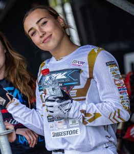 0bcef9c5-473b-43cb-8c96-76402e2975be