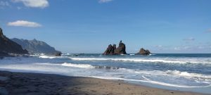 free-photo-of-meer-landschaft-berge-natur