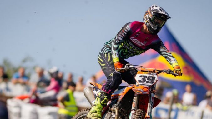 Roan Van de Moosdijk kontrollierte das Samstagsrennen beim ADAC MX Masters in Gaildorf2 ADAC MX Masters 2025 , ADAC MX Masters Gaildorf Roan van de Moosdijk ( Niederlande / KTM / KOSAK RACING TEAM ) beim ADAC MX Masters