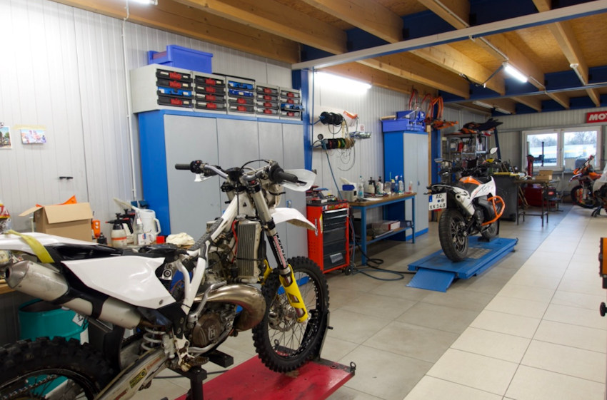 Zweiradsport Schmitz Werkstatt