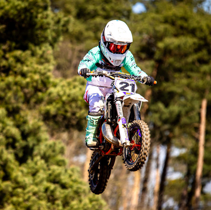 Lian Voges MX