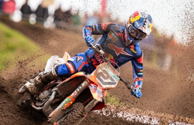 Simon Längenfelder / KTM