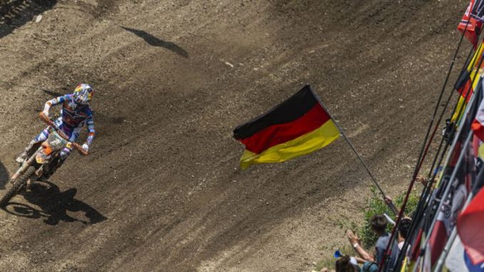 Simon Längenfelder auf KTM