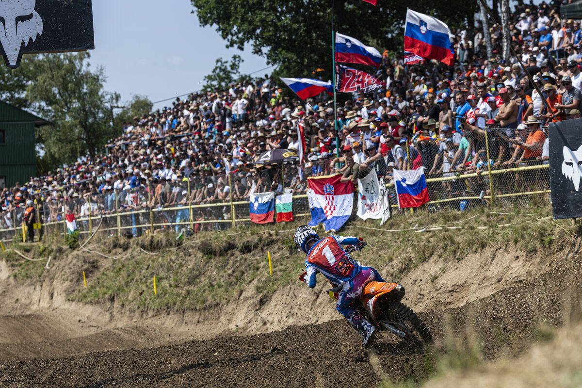 Simon Längenfelder auf KTM