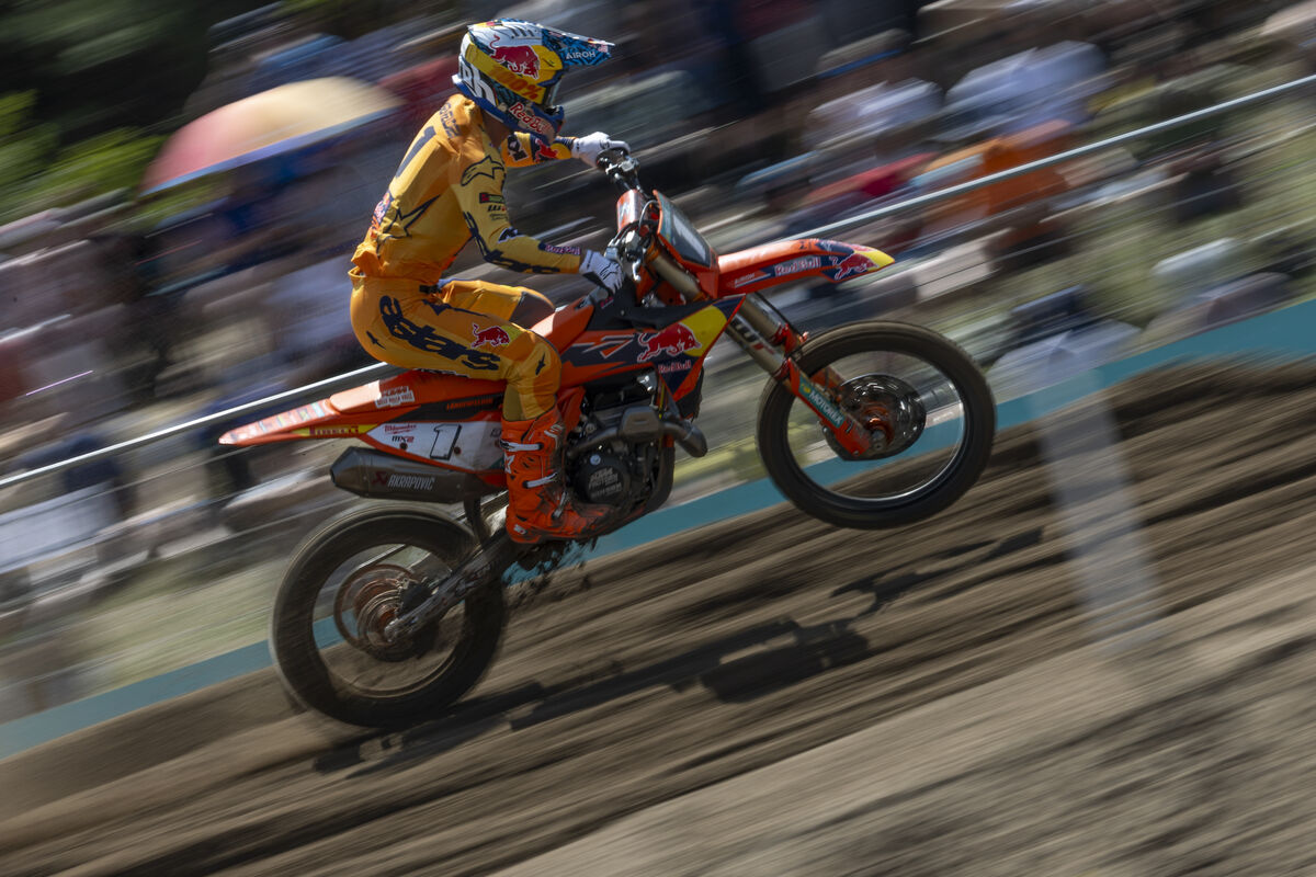 Simon Längenfelder auf KTM