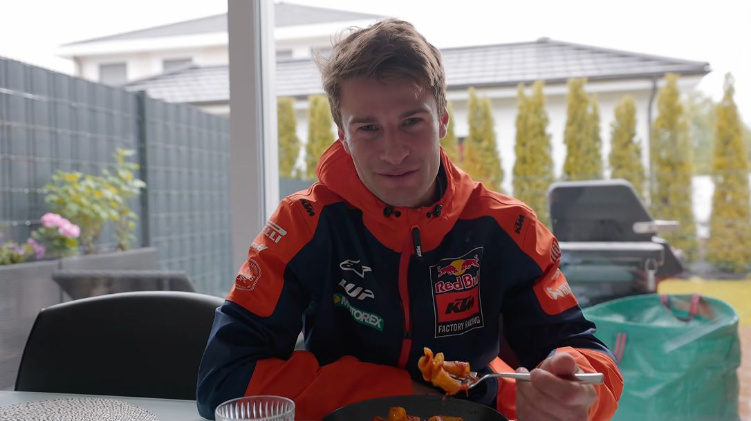 Video-Reportage von Motocross-Weltmeister Simon Längenfelder