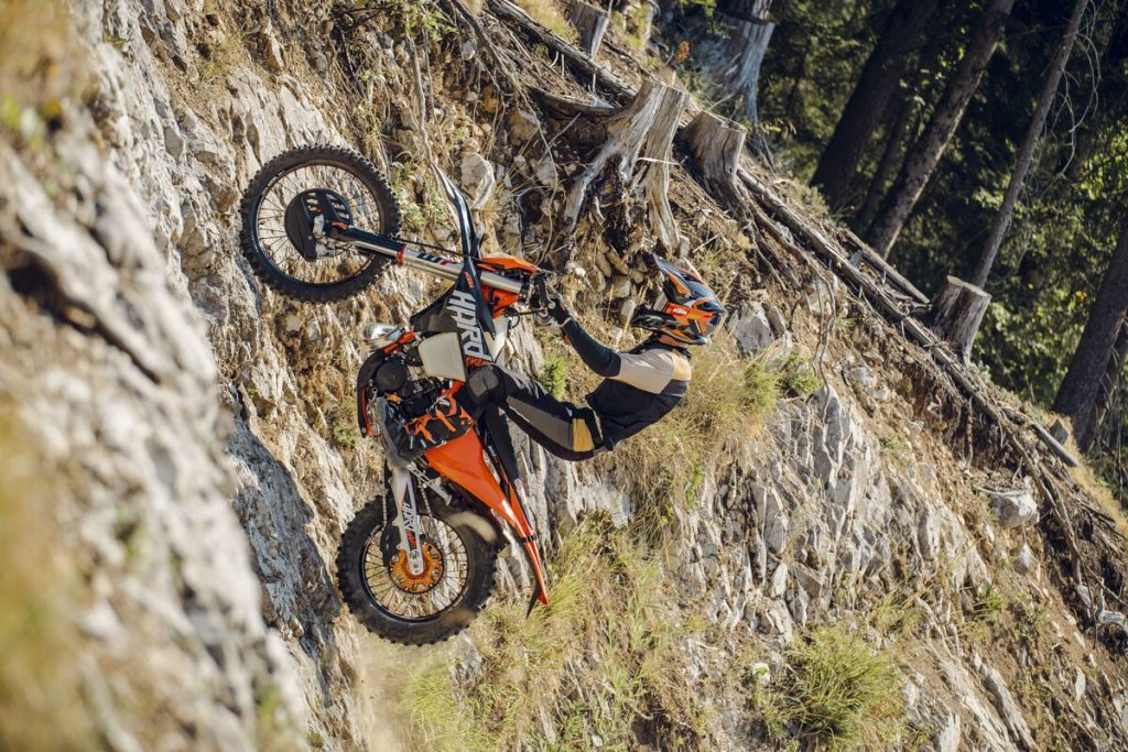 KTM: DIE KTM 300 EXC HARDENDURO 2027: ENTWICKELT FÜR EXTREME HERAUSFORDERUNGEN