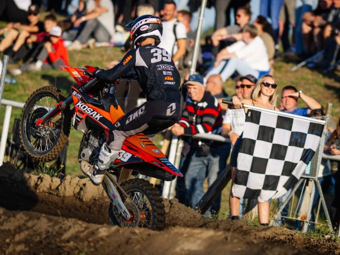 Roan van de Moosdijk beendete seine ADAC MX Masters-Saison mit einem perfekten Wochenende