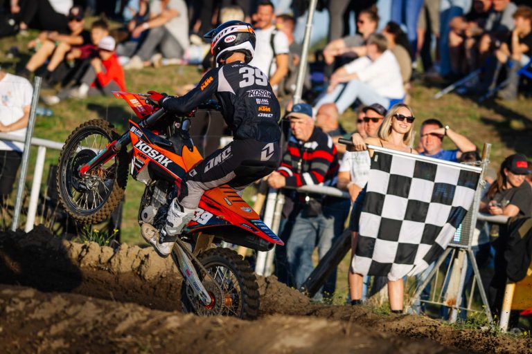 Roan van de Moosdijk beendete seine ADAC MX Masters-Saison mit einem perfekten Wochenende