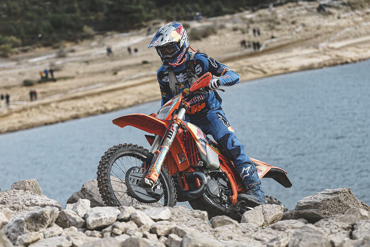Red Bull KTM Factory Racing: Mani Lettenbichler zum fünften Mal in Folge Hard-Enduro-Weltmeister