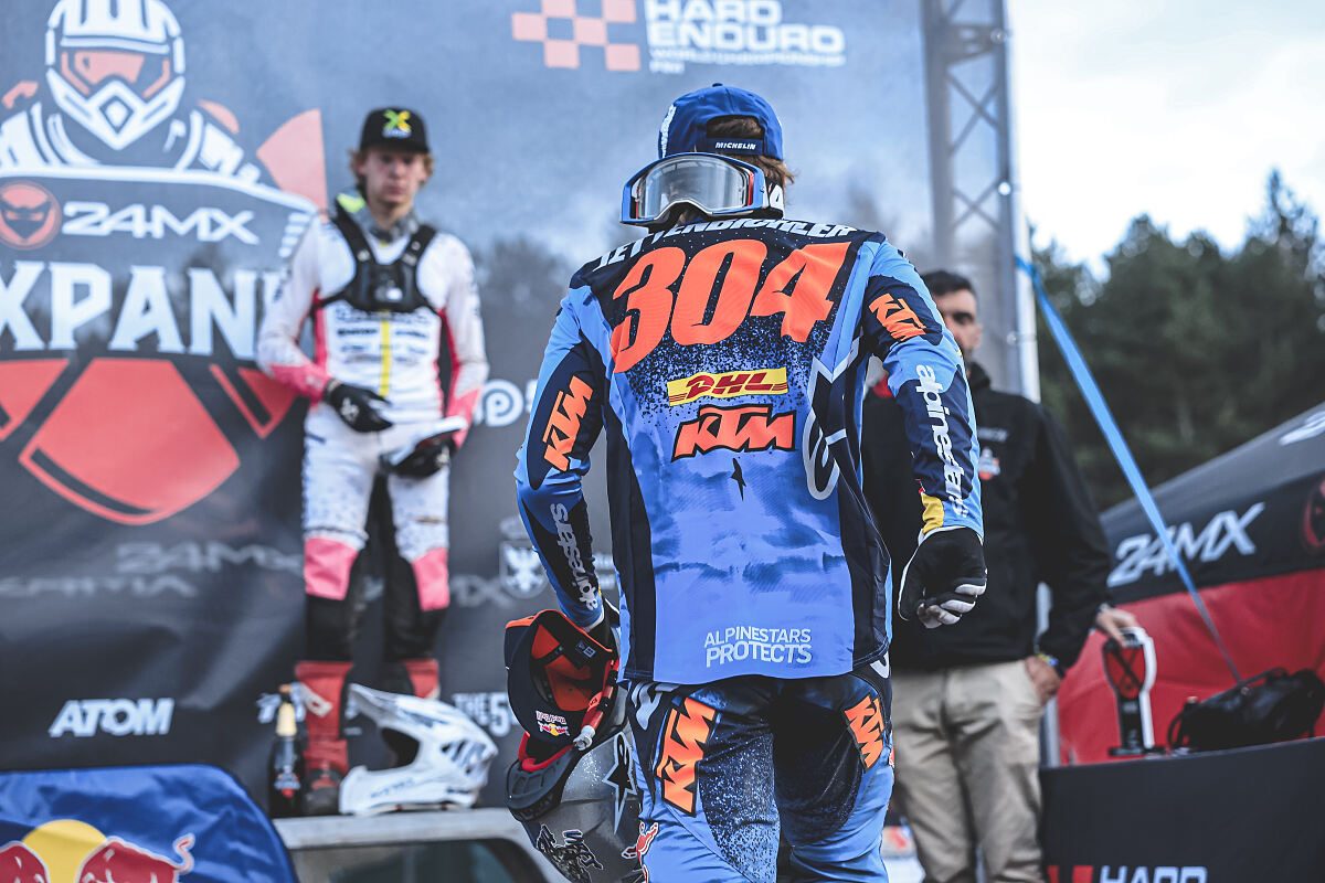 Red Bull KTM Factory Racing: Mani Lettenbichler zum fünften Mal in Folge Hard-Enduro-Weltmeister