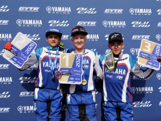 Siegerehrung der YZ85-Klasse beim YZ BLU CRU FIM Europe Cup SuperFinale 2026 in Ernée