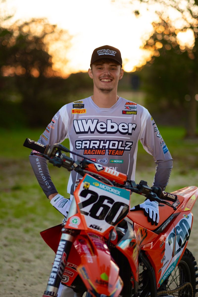 Nico Koch mit der Startnummer 260, Trainer beim MX Koch-Kurs des MCC Tessin
